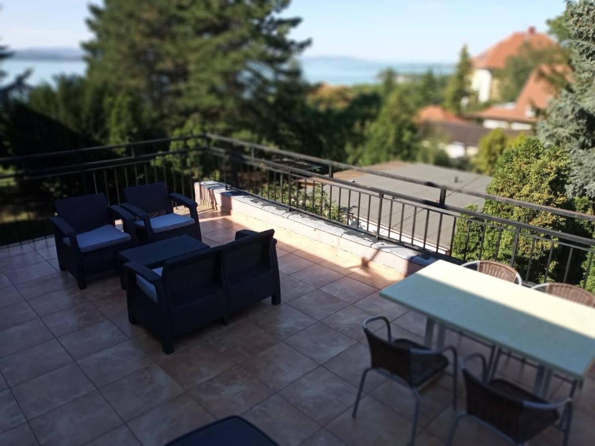 Pergola Panzio Hotel Balatonfoldvar Exterior photo